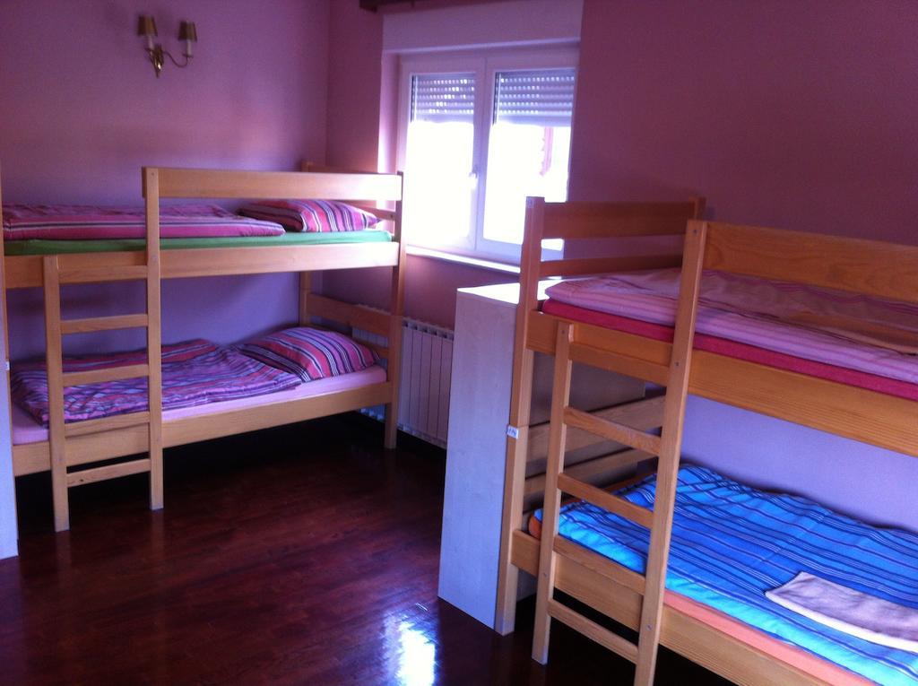 The Wallaby House Hostel Zagreb Ruang foto